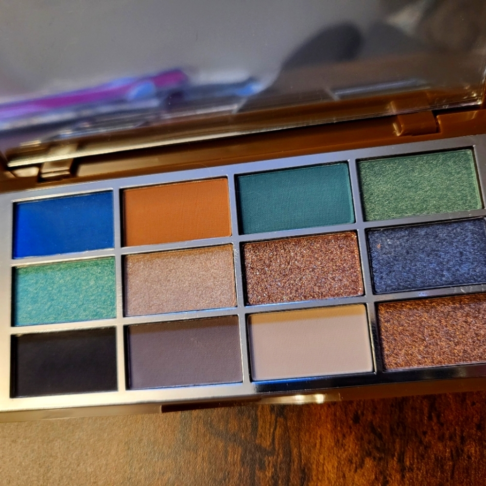 Creme de la Cube Eyeshadow Palette